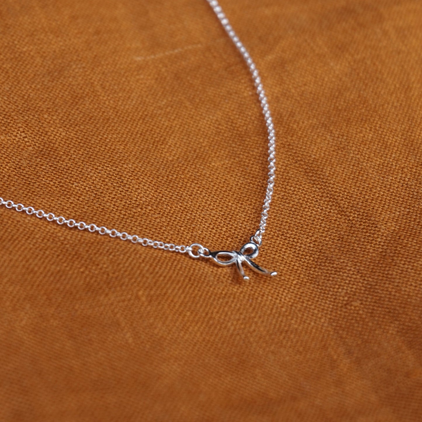 Dainty Silver Bow Necklace - Pretty Outlaw Jewelry